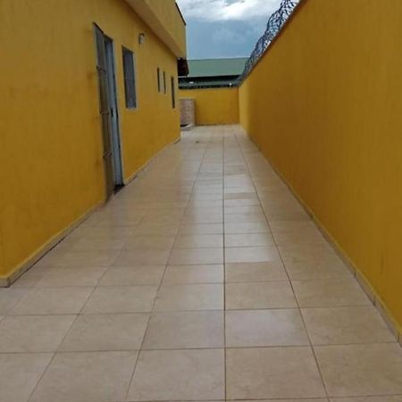 Casa Na Praia Com Piscina Em Itanhaem Exterior photo